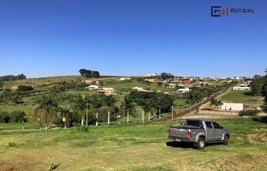 Imagem: O terreno possui 1250m² de Área e está localizado em Loteamento