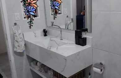 Imagem 3: Casa com sala comercial. Área de serviço, 100m² de Área, 2 Vagas na...