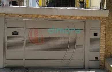 Imagem: A casa possui 3 Dormitórios, 3 Banheiros, 2 Vagas na garagem