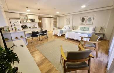 Imagem: O studio possui 1 Dormitório, 1 Banheiro, 1 Vaga na garagem