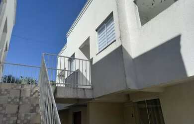 Imagem 2: Vendo apto 2 quartos com churrasqueira na sacada