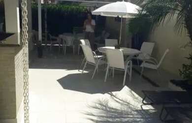 Imagem: A casa em condomínio possui 3 Dormitórios, 5 Banheiros, 3