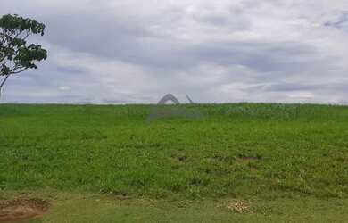 Imagem: O terreno possui 1.476m² de Área e está localizado em Loteamento