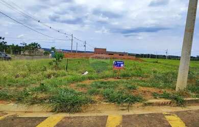 Imagem: O terreno possui 226m² de Área e está localizado em Franca