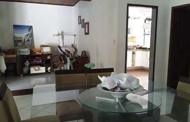 Imagem: O apartamento possui 5 Dormitórios, 5 Banheiros, 5 Vagas na