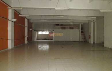 Imagem: O depósito possui 570m² de Área e está localizado em Rudge