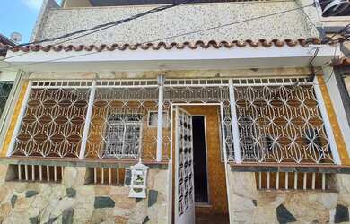 Imagem: A casa possui 2 Dormitórios, 2 Banheiros, 60m² de Área e