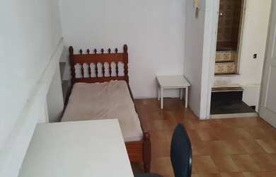 Imagem: O quarto está localizado em Centro, Niterói para alugar por