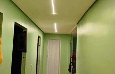 Imagem: A casa possui 2 Dormitórios, 1 Banheiro e está localizado