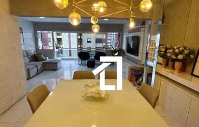 Imagem: O apartamento possui 3 Dormitórios, 2 Banheiros, 2 Vagas na