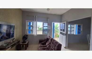 Imagem: A casa em condomínio possui 3 Dormitórios, 2 Banheiros, 5