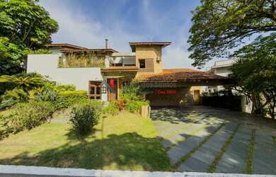 Imagem: A casa em condomínio possui 3 Dormitórios, 4 Banheiros, 4