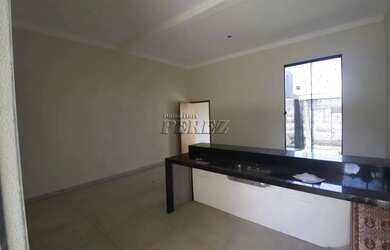 Imagem 4: Casa à venda no Jardim Maria Luiza na região norte de Londrina