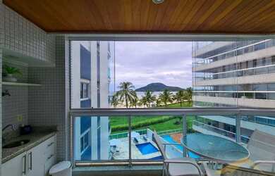 Imagem: O apartamento possui 4 Dormitórios, 1 Banheiro, 3 Vagas na