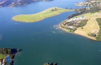 Imagem 5: Casa espetacular na Represa de Bragança Paulista