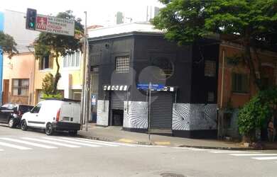 Imagem 10: Esquina bem localizado com Prédio construido Rua Duarte de Azevedo X Rua Jovita