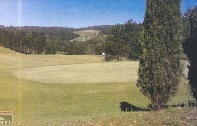 Imagem: O depósito possui 5 Vagas na garagem, 3.000m² de Área e