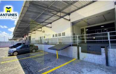 Imagem: O depósito possui 4 Vagas na garagem, 2.983m² de Área e