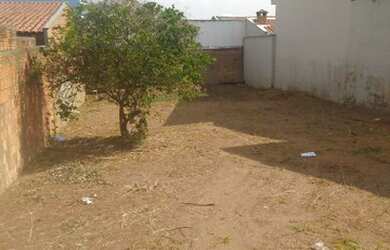 Imagem: O terreno possui 250m² de Área e está localizado em Parque