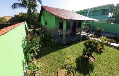 Imagem: A casa possui 2 Dormitórios, 1 Banheiro, 4 Vagas na garagem