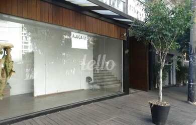 Imagem: O depósito e possui Dormitórios, Suítes, Banheiros, 340-0m²