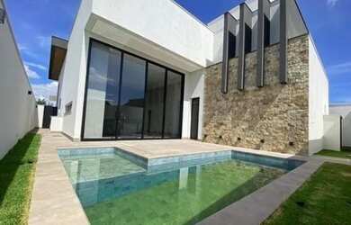 Imagem: A casa em condomínio possui 3 Dormitórios, 4 Banheiros, 4