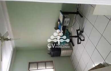 Imagem: A casa possui 3 Dormitórios, 3 Banheiros, 2 Vagas na garagem