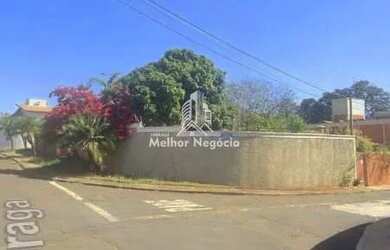 Imagem: O terreno possui 293m² de Área e está localizado em Parque