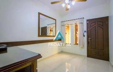 Imagem: A casa possui 3 Dormitórios, 2 Banheiros, 2 Vagas na garagem