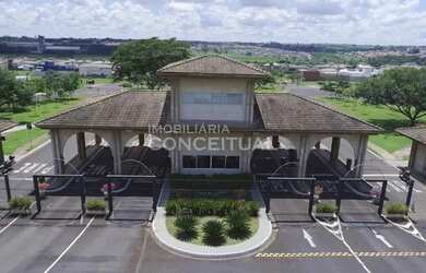 Imagem: A casa em condomínio possui 4 Dormitórios, 5 Banheiros, 2