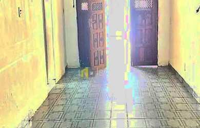 Imagem: A casa possui 2 Dormitórios, 2 Banheiros, 1 Vaga na garagem