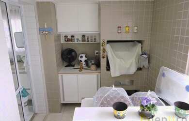 Imagem: O apartamento possui 3 Dormitórios, 5 Banheiros, 2 Vagas na