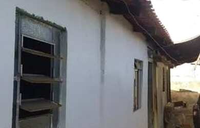 Imagem 1: Aluga-se Barracão. 