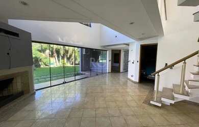 Imagem 4: Casa em Ipanema. Piscina, Churrasqueira, Área de serviçoeLareira