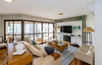 Imagem: O apartamento possui 4 Dormitórios, 3 Banheiros, 3 Vagas na