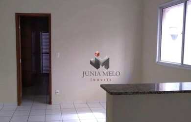 Imagem: O apartamento possui 1 Dormitório, 1 Banheiro, 1 Vaga na garagem