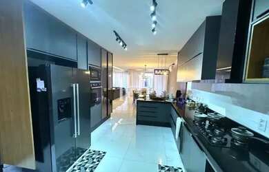 Imagem 14: Mansão Triplex de Luxo no Recreio