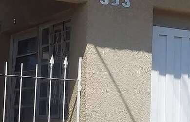 Imagem: A casa possui 1 Dormitório, 1 Banheiro, 35m² de Área e está