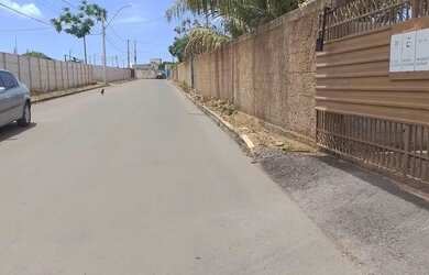 Imagem: O terreno possui 400m² de Área e está localizado em Ponte