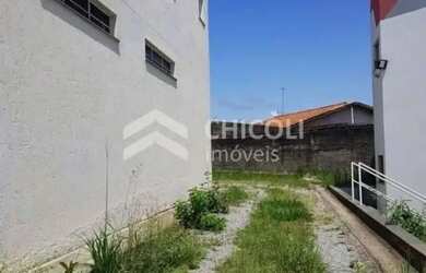 Imagem: O depósito possui 5 Vagas na garagem, 257m² de Área e está