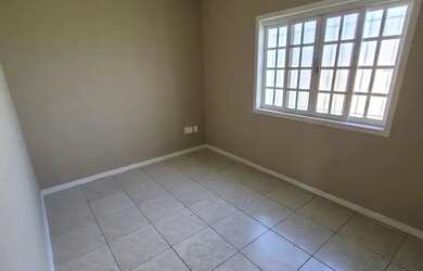 Imagem 11: Casa baixa para venda, com 3 quartos no Viiage Santa Helena, bairro J Amália - Volta Redo