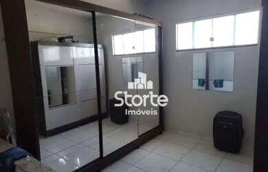 Imagem 6: Casa estilo sobrado com 4 dormitórios à venda, 225m² por R$ 650.000...