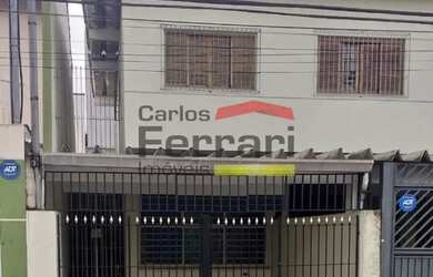 Imagem: A casa possui 2 Dormitórios, 2 Banheiros, 2 Vagas na garagem