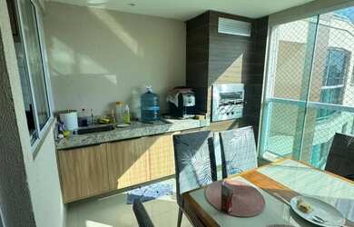 Imagem: O apartamento possui 3 Dormitórios, 2 Banheiros, 2 Vagas na