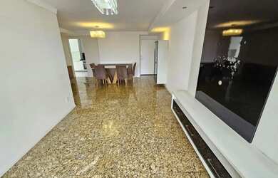 Imagem: O apartamento possui 3 Dormitórios, 3 Banheiros, 2 Vagas na