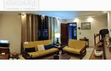 Imagem: A casa possui 3 Dormitórios, 2 Banheiros, 2 Vagas na garagem