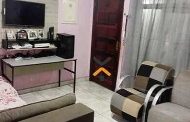 Imagem: A casa possui 2 Dormitórios, 3 Banheiros, 1 Vaga na garagem