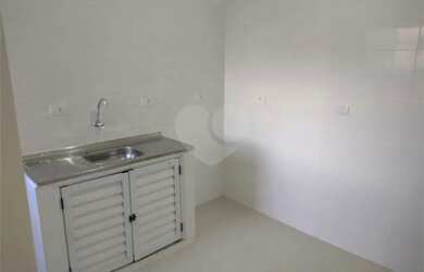 Imagem: O apartamento possui 2 Dormitórios, 1 Banheiro, 55m² de Área