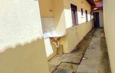 Imagem 4: Casa para venda possui 115 metros quadrados com 3 quartos em Centro -...