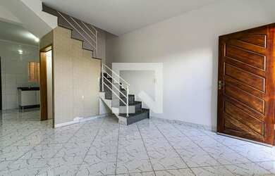 Imagem: A casa em condomínio possui 2 Dormitórios, 3 Banheiros, 2